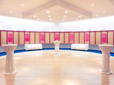 مرکور هتل ریسا درسدن البلاند