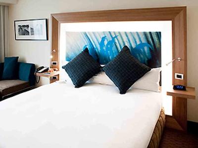 نوتل هامیلتون تینوی