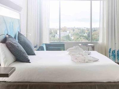 نوتل هامیلتون تینوی