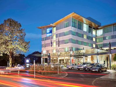 نوتل هامیلتون تینوی