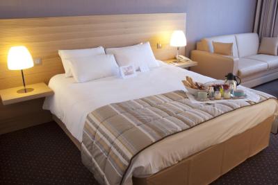 هتل مرکور بردیوکس لاک