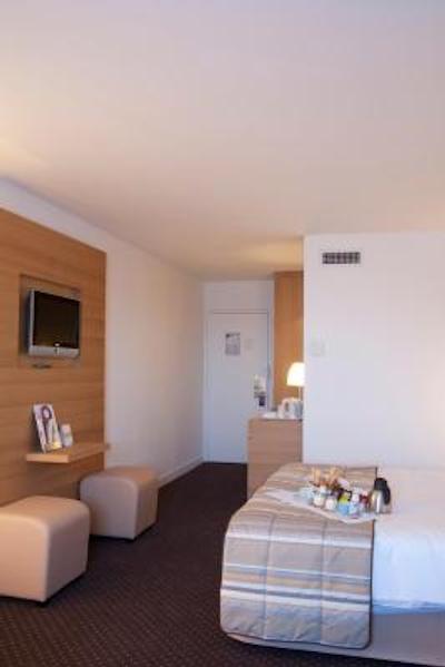 هتل مرکور بردیوکس لاک