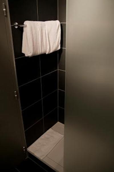 هتل مرکور بردیوکس لاک