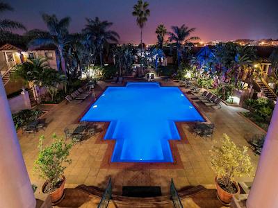 مرکور نلسپرویت هتل