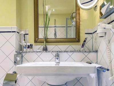 مرکور پارختل کرفلدر هف