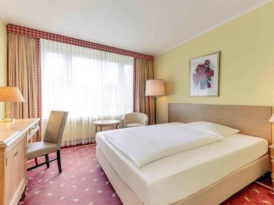 مرکور پارختل کرفلدر هف