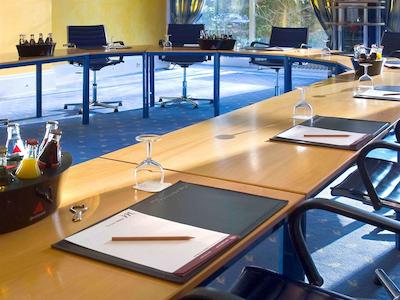 مرکور پارختل کرفلدر هف