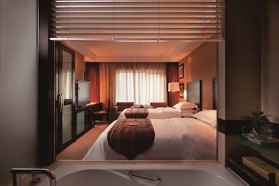 سان ورلد داینستی