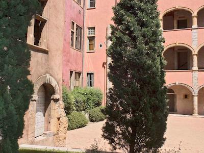 مرکور لین چارپنز