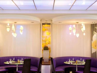 نوتل گرنبل سنتر