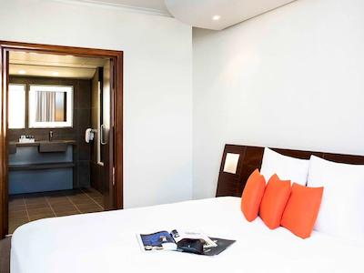 نوتل گرنبل سنتر