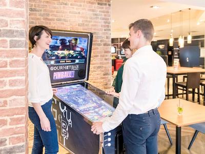 نوتل گرنبل سنتر