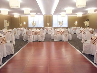 نوتل منتریل آیرپرت