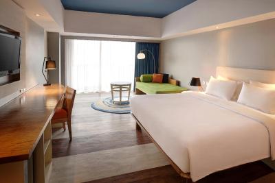 مرکور کنونشن سنتر انکل