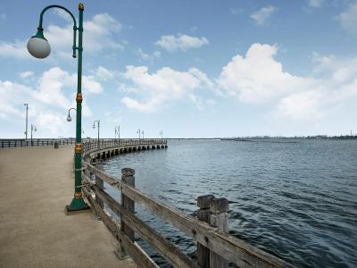 مرکور کنونشن سنتر انکل