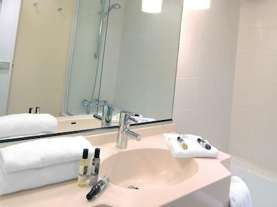 مرکور انتیبز سُفیا انتیپلیز