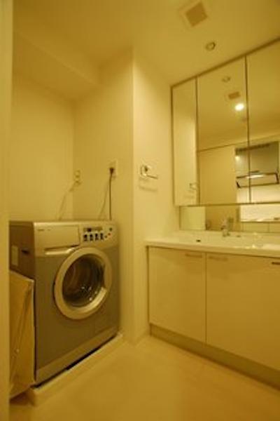 اُاکوود رسیدنس ایاما تکیو