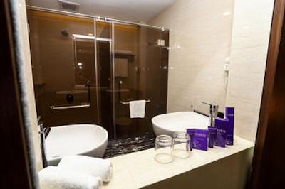 مترو هتل بوکیت بینتانگ