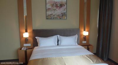 مترو هتل بوکیت بینتانگ