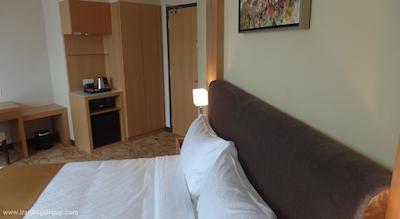 مترو هتل بوکیت بینتانگ