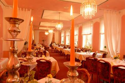 ازیموت هتل درسدن