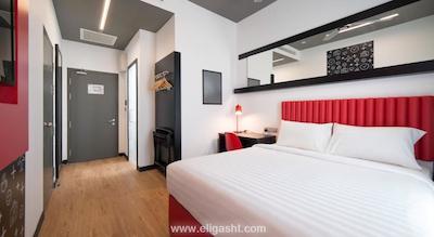 تیون هتل داون تاون کوالالامپور