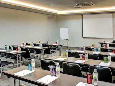 آیبیس استایلز کوالالامپور فریزر بیزینس پارک