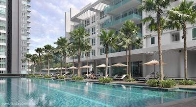 لانسون پلیس بوکیت سلون سرویسد رزیدنسز