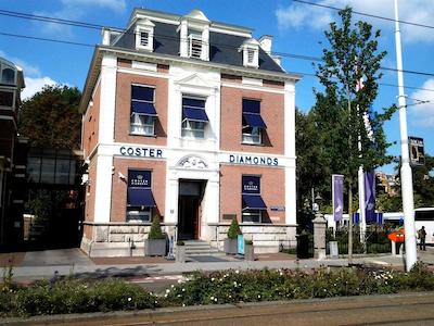 هتل پیت هین