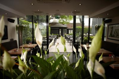 هتل پیت هین