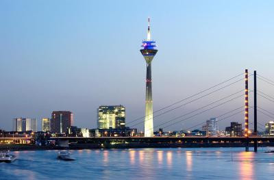 کورتیارد دوسلدرف اسیسترن