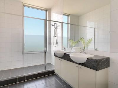 ادینا اپارتمنت هتل ملبورن اُن فلیندرز