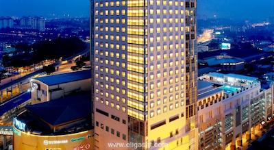 اس تی جایلز بولوارد پرمیر هتل