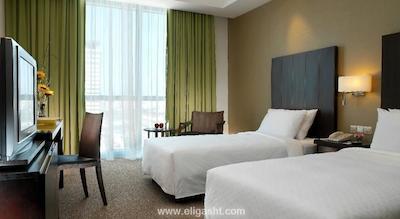 اس تی جایلز بولوارد پرمیر هتل