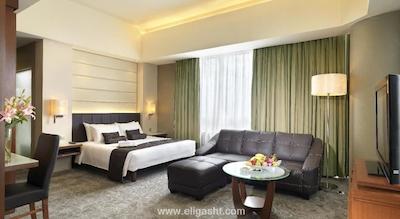 اس تی جایلز بولوارد پرمیر هتل