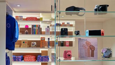 است جامز کورت