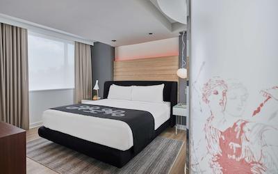 است جامز کورت