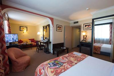 بست وسترن هتل توبکال