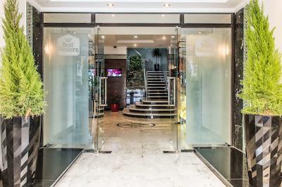 بست وسترن هتل توبکال