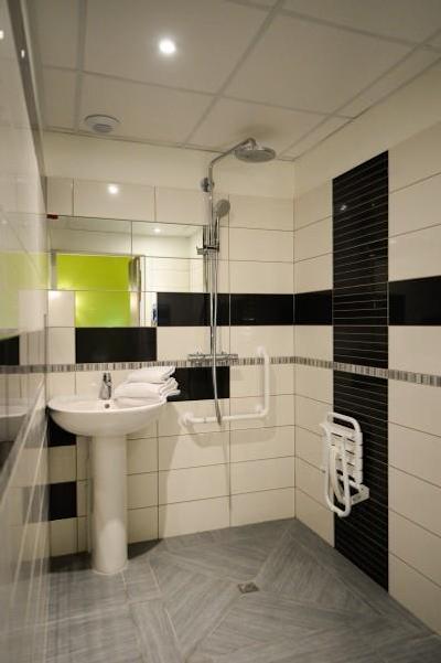 ل رلیز دز دوکس ریویرز