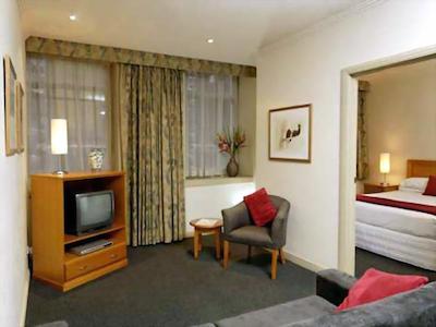 پوندیل فلیندرز لان