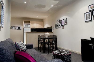 پوندیل فلیندرز لان