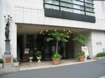 هتل رس گاردن شینجوکو