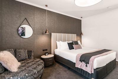 کوالیتی وانگاراتا گاتو