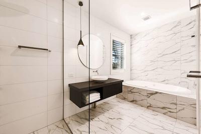 کوالیتی وانگاراتا گاتو