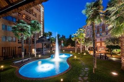 ریال هتل کارلتون