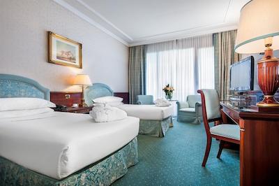 ریال هتل کارلتون