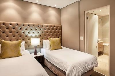 اها ماندلا رهدز پلاس هتل اند اسپا