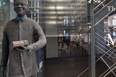 اها ماندلا رهدز پلاس هتل اند اسپا