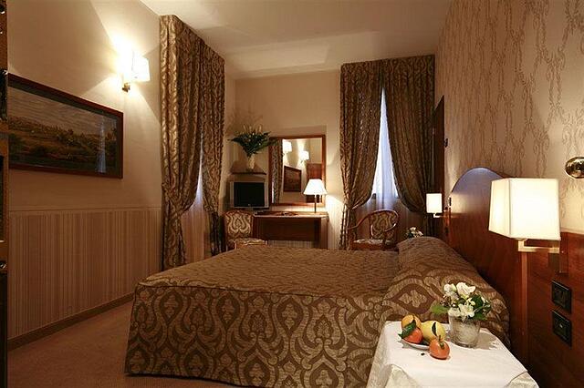 ساوویا کونتری هوس